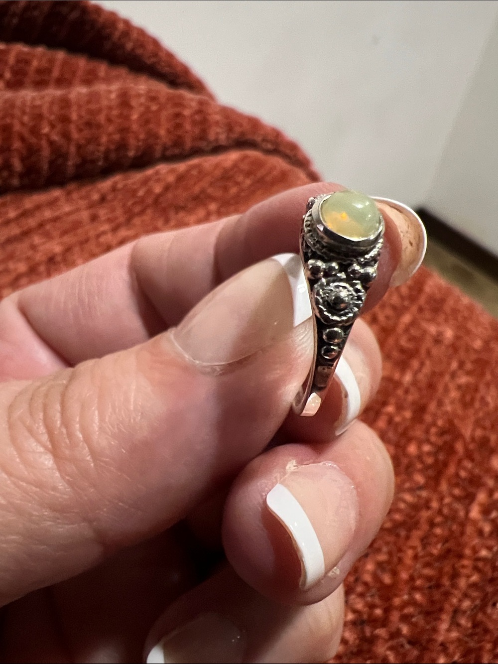 Delicate Opal Cabochon Sterling Silver Ring in Pale Green Size 6 - Picture 2 of 10